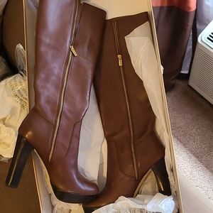 Brand new Micheal Kors boots